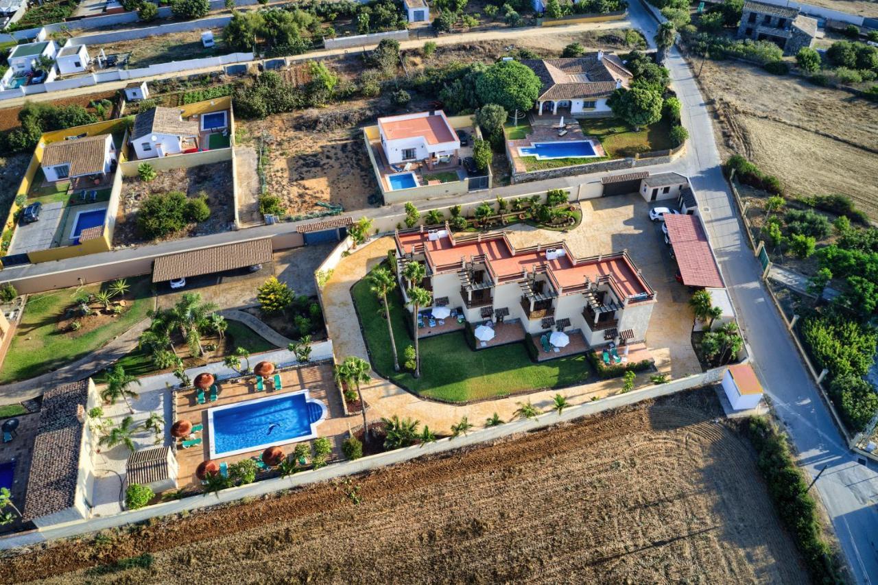 Apartamentos Villafaro Conil Conil De La Frontera Extérieur photo