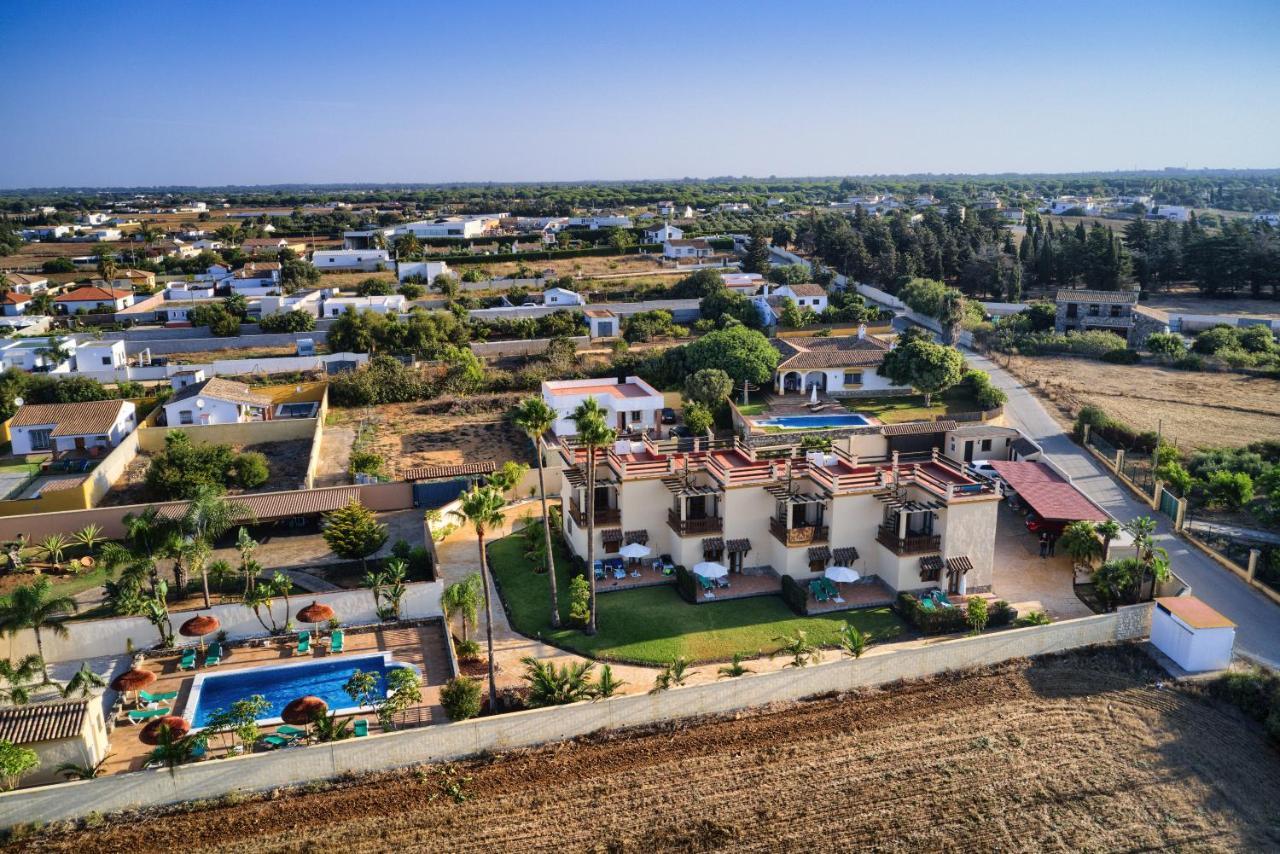 Apartamentos Villafaro Conil Conil De La Frontera Extérieur photo