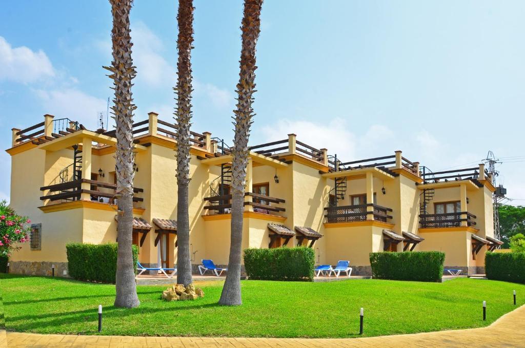 Apartamentos Villafaro Conil Conil De La Frontera Extérieur photo