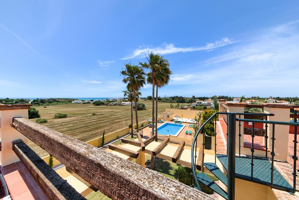 Apartamentos Villafaro Conil Conil De La Frontera Extérieur photo