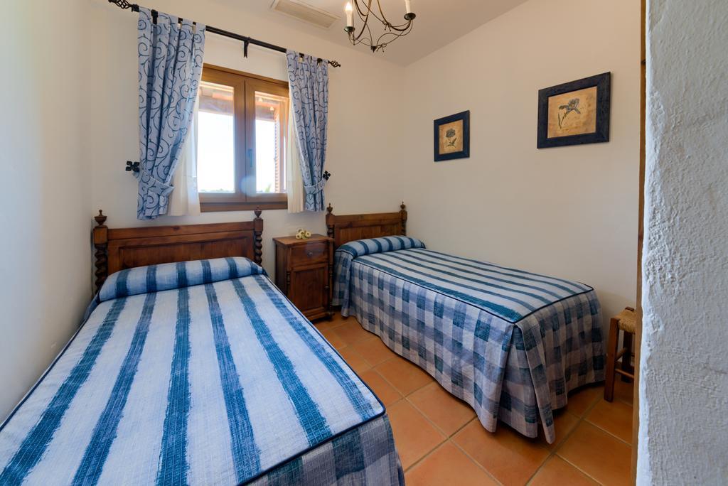 Apartamentos Villafaro Conil Conil De La Frontera Extérieur photo